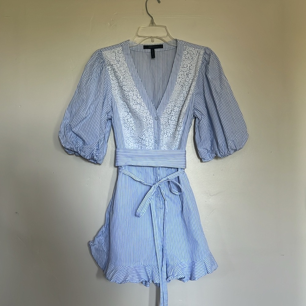 BCBGMaxAzria Blue and White Striped Romper with Puff Sleeves and Lace Details 8 - Picture 3 of 7